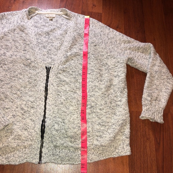 UO Oversized Grandpa Zipper Cardigan with Pockets - Picture 4 of 6